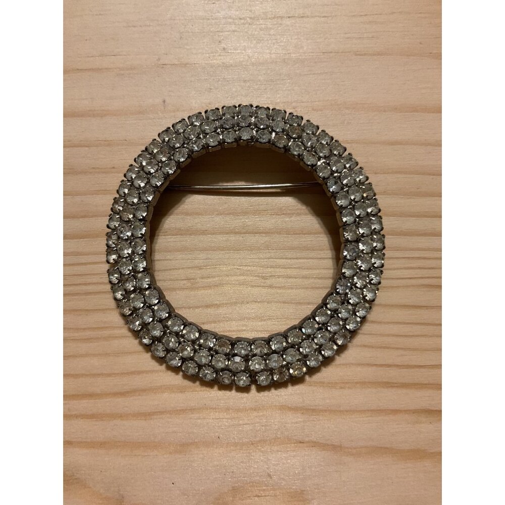 Vintage Rhinestone Circle Brooch Pin